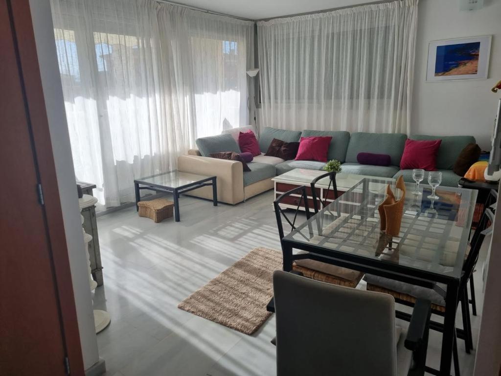 Apartamentos Elegance Denia Εξωτερικό φωτογραφία